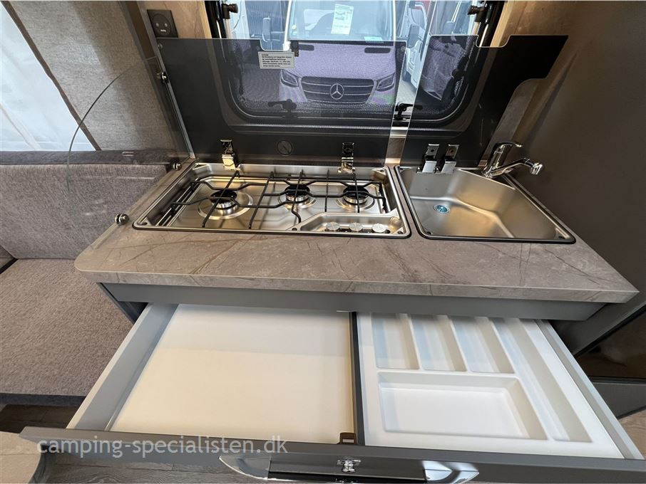 Hobby De Luxe DK-Line 460 UFe
